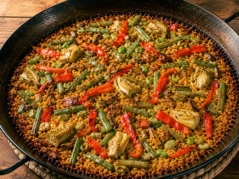 Paella de verduras frescas